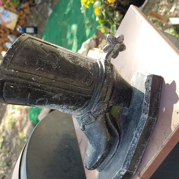 Door Stop Antique Branded Cowboy Boot Cast Iron - Picture 3 of 9